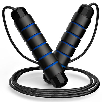 Ergonomic design of the tangle-free jump rope’s handles, focused on safety and comfort for an effective workout.