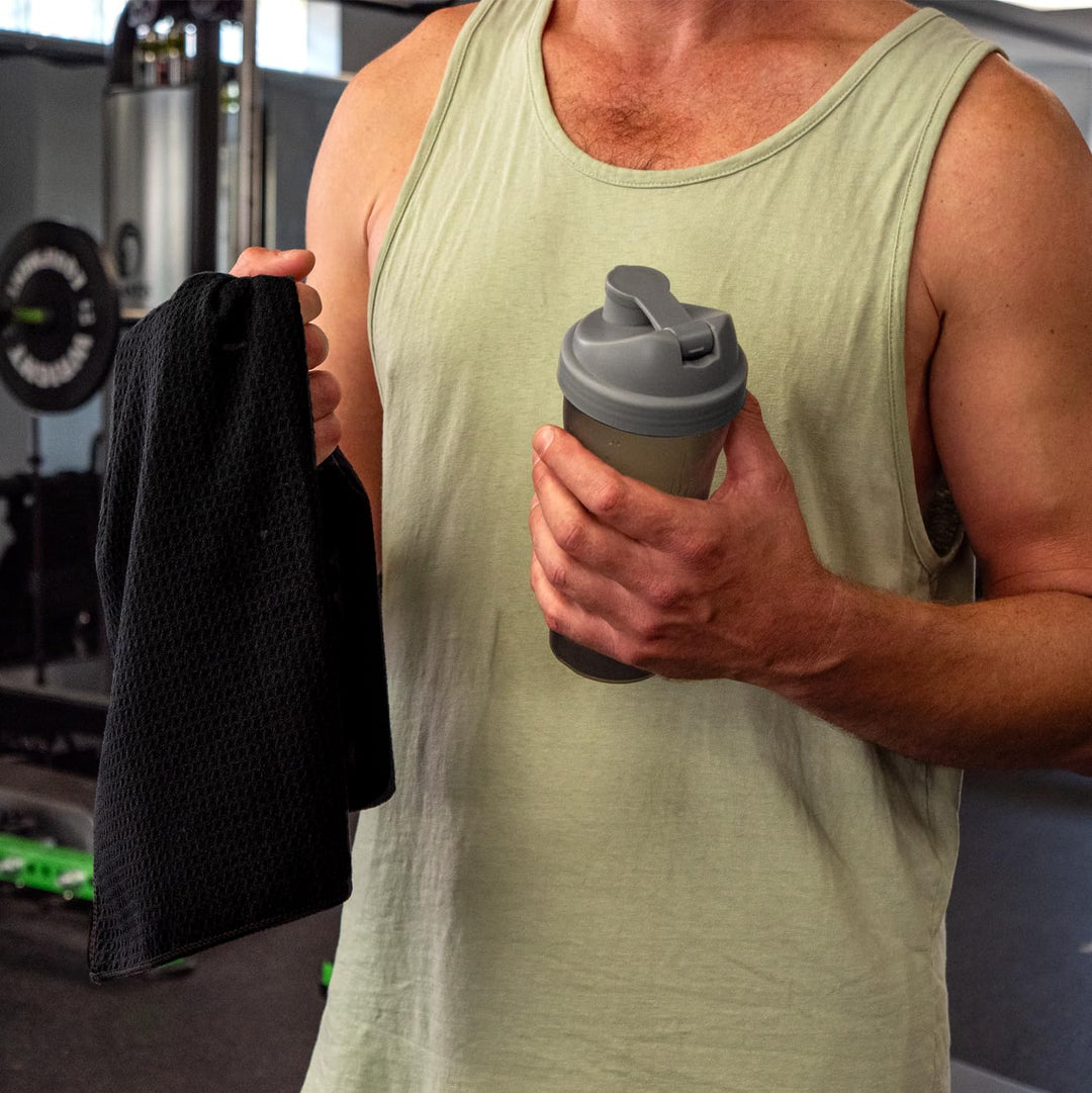 S&amp;T INC. Microfiber Gym Towels, compact size ideal for travel or home gym.